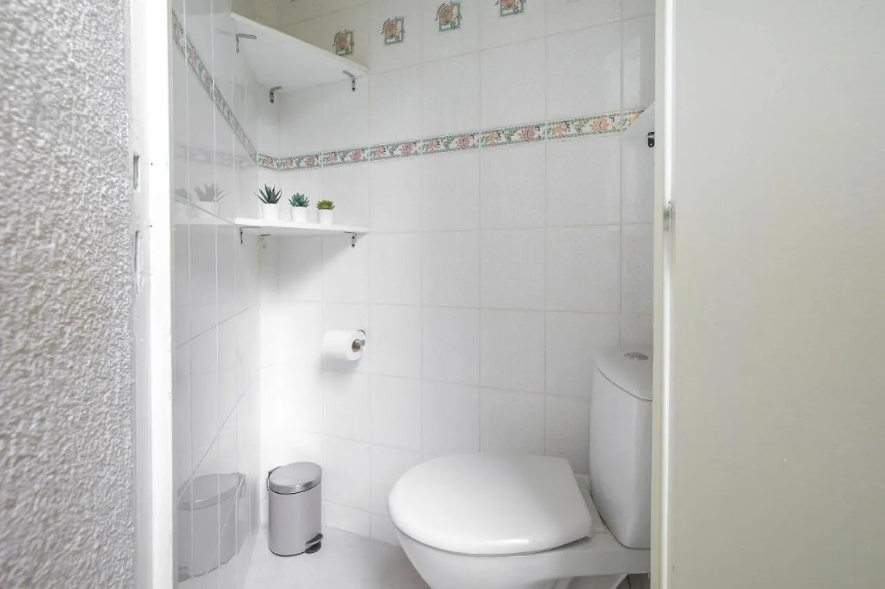 Appartement Hausmanien Elegant Dans Le 6Eme Paris France